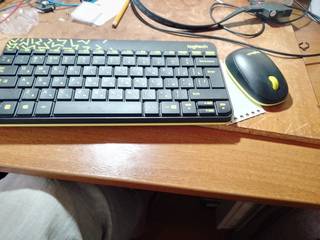 Комплект клавиатура и мышь Logitech Wireless Combo