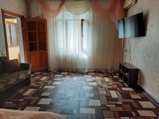 2-к квартира, 45 м², 1/1 эт.