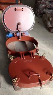 Люк судовой овальный плоский на барашках