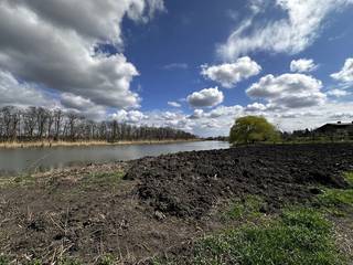 Продаётся зем. уч. 20 соток, с. Первореченское.