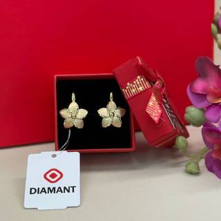 Золотые серьги от DIAMANT