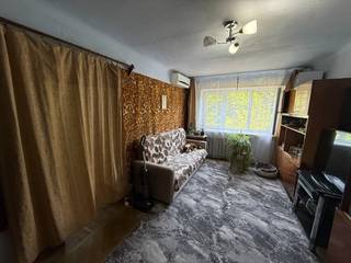 2-к квартира, 40 м², 3/5 эт.