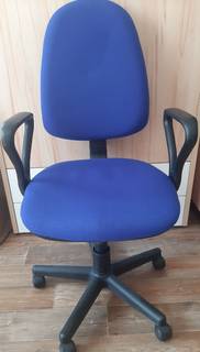 Продам кресло офисное «Престиж»