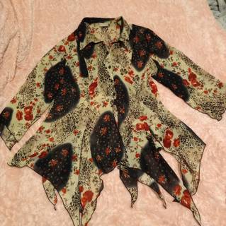 Продам: нарядную блузку