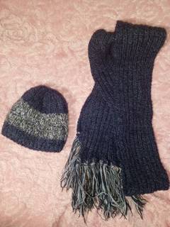 Продам: шапку с шарфом  в Люберцах 