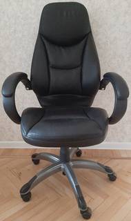 Продам кресло руководителя SIGMA HLC0005/EC11