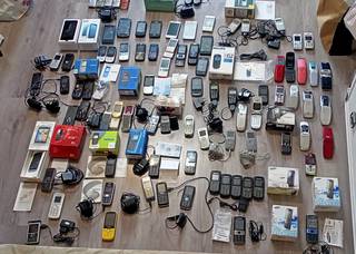 Мобильные сотовые телефоны