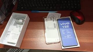 Телефон Vivo Y22 4 gb 64 gb