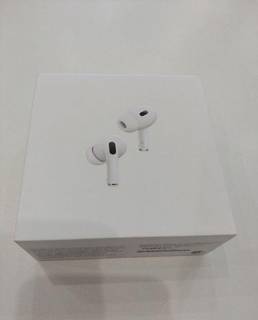 Airpods Pro 2nd generation новые на гарантии