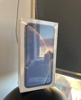 iPhone Xr, 128 ГБ