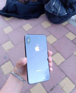 iPhone X, 64 ГБ