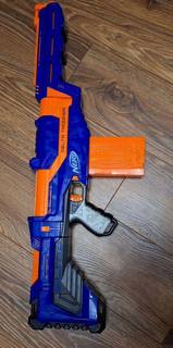 Бластер nerf