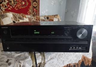 Av ресивер Onkyo TX-SR313