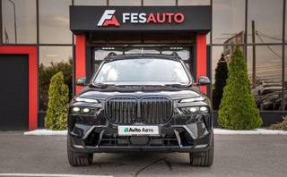 BMW X7 3.0 AT, 2024