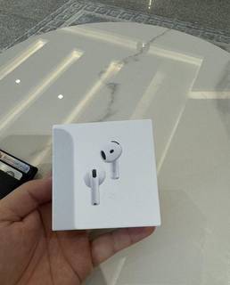 Apple airpods 4 active noise canselation