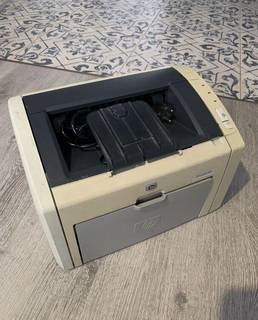 Лазерный принтер HP Laserjet 1022