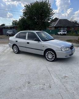 Hyundai Accent 1.5 AT, 2010