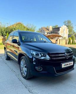 Volkswagen Tiguan 2.0 AT, 2011