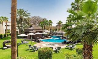 Дубай, Le Meridien Dubai Hotel Royal Club 5*