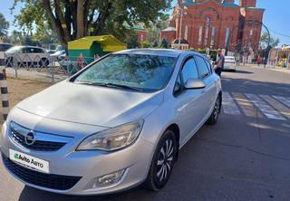 Opel Astra 1.6 AT, 2011