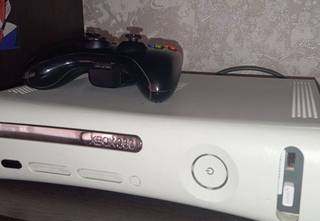 Xbox 360+31 игр+1 джойстик