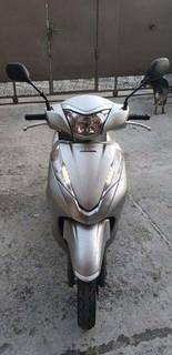 Honda lead 125