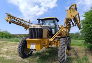 Опрыскиватель CHALLENGER RoGator, 2007