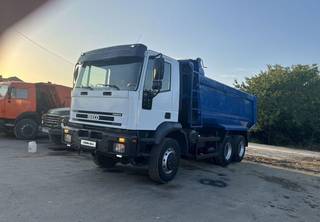 IVECO Trakker 380, 2004