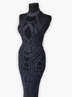 Чёрное платье от Brusnika с открытой спиной