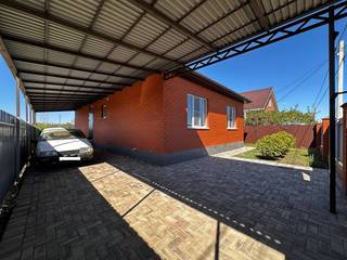 Продаю 1-эт. новый, с. Красносельское, ул. Ленина.