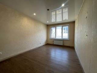 2-к квартира, 49 м², 2/2 эт.