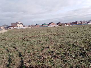 Продается зем. уч. 7 соток, с. Красносельское.