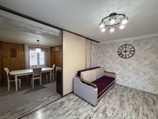 4-к квартира, 89 м², 1/1 эт.