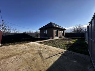 Продаю дом в ст. Старомышастовская.