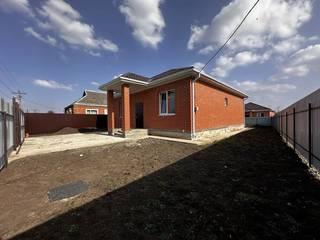 Продаю дом в центре ст. Старомышастовсой.