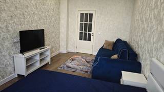 1-к квартира, 43 м², 13/18 эт.