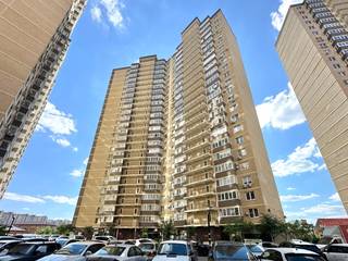 2-к квартира, 63 м², 10/24 эт.